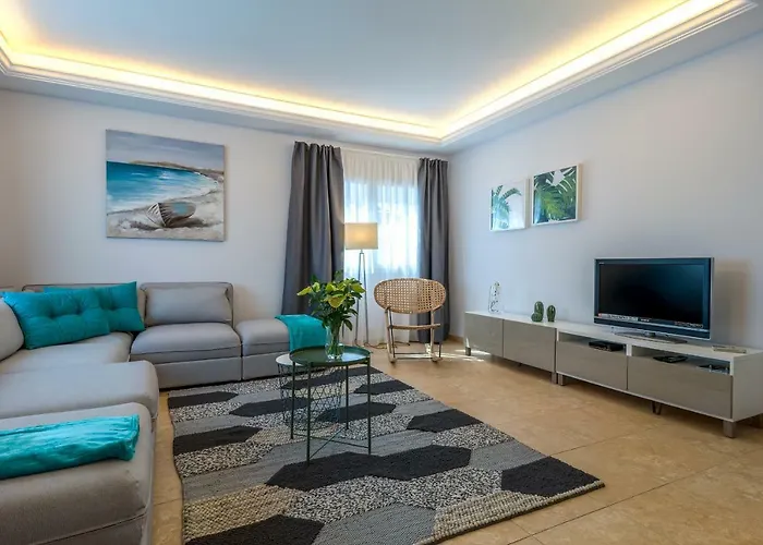 Villa, Private Heated Pool And Jacuzzi . * Маспаломас